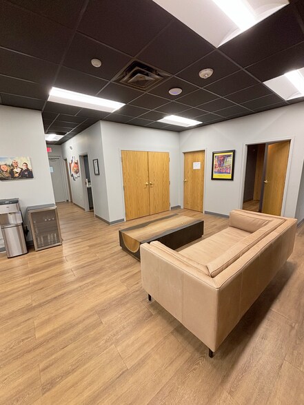 More Photos Of 1960 S Case Pky, Twinsburg Warehouse For Sale