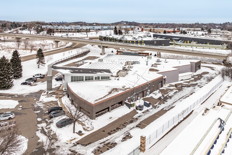 More Photos Of 6801-6811 Flying Cloud Dr, Eden Prairie Research And Development For Lease