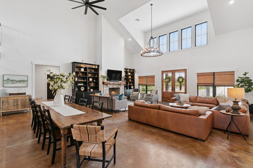 More Photos Of 8515 Old Highway 259, Waynesville Hospitality For Sale