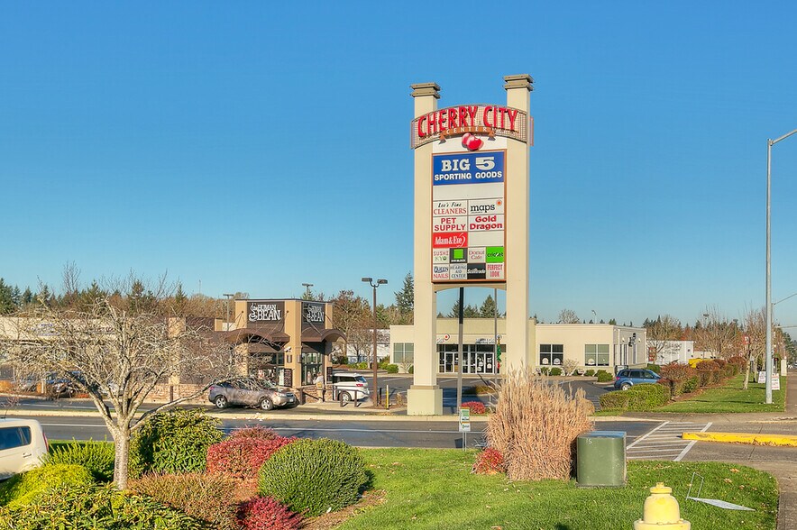 More Photos Of 4637-4695 Commercial St SE, Salem General Retail For Lease