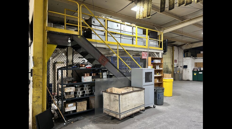 More Photos Of 3294 S Dug Gap Rd, Dalton Warehouse For Sale