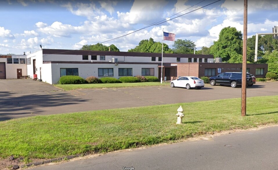 More Photos Of 70 Stoddard Ave, North Haven Warehouse For Sale