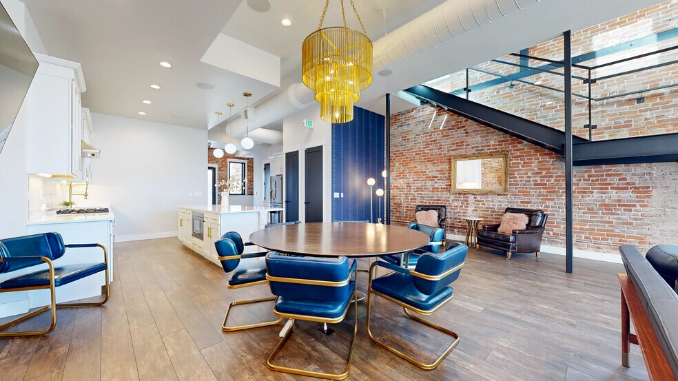 More Photos Of 3700 N Franklin St, Denver Office For Sale