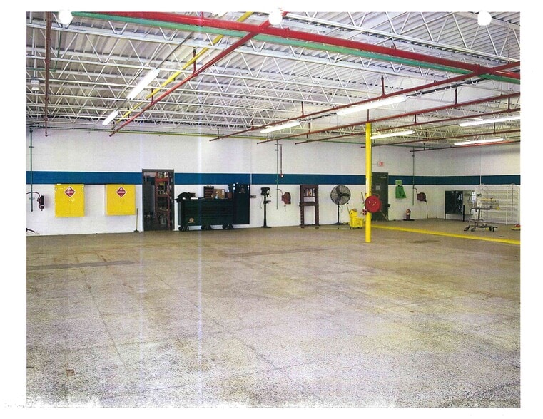 More Photos Of 17399 Broadway Ave, Maple Heights Auto Repair For Sale