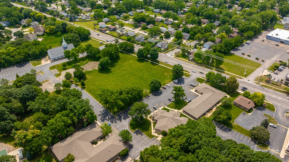 More Photos Of 402 W Boughton Rd, Bolingbrook Medical For Sale