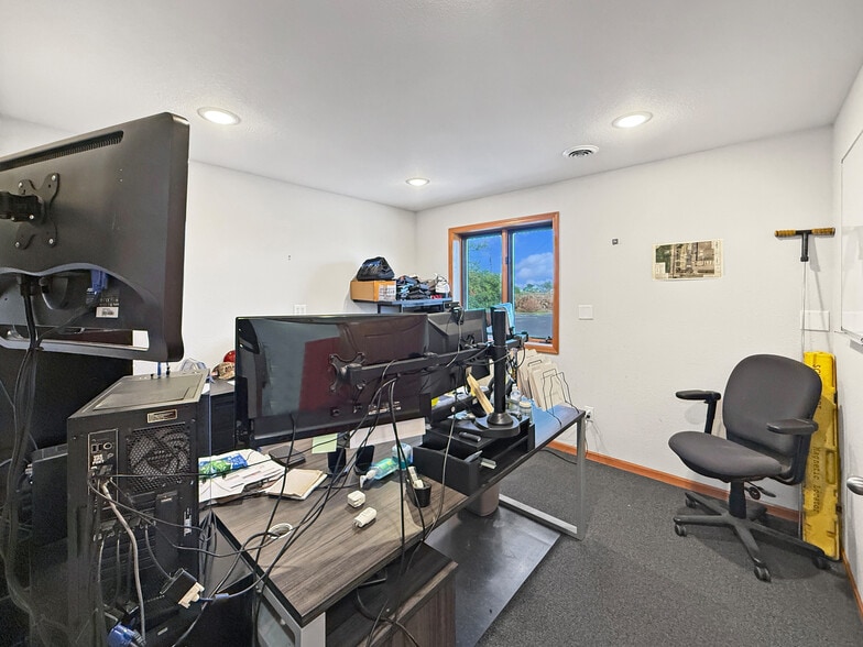 More Photos Of 614 Railroad St SE, Bemidji Office For Sale