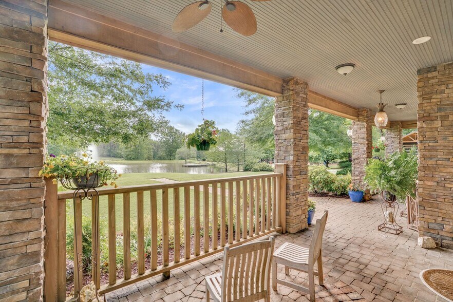 More Photos Of 1530 Buck Hill Rd, Ridgeway Industrial For Sale