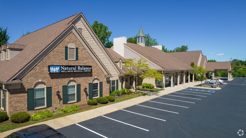 More Photos Of 1601 Briarwood Cir, Ann Arbor Medical For Lease
