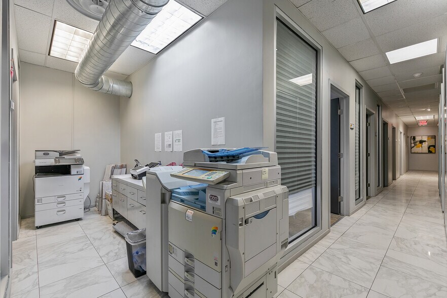 More Photos Of 1506 Staples Mill Rd, Richmond Office For Sale