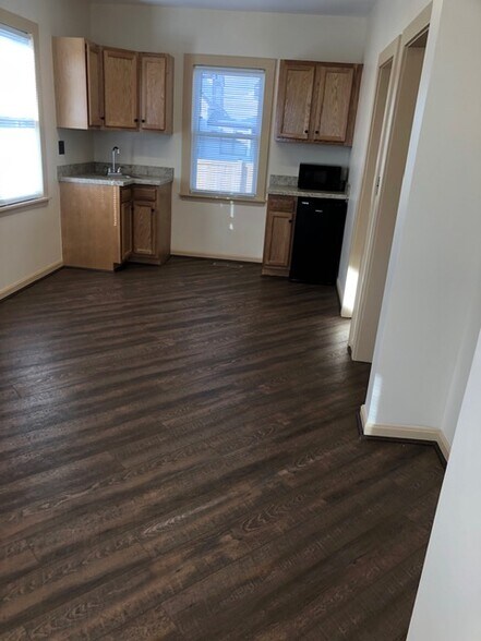 More Photos Of 2517 Mountain Rd, Pasadena Office Residential For Lease