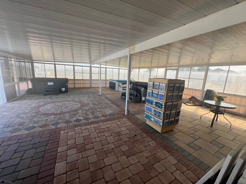 More Photos Of 6840 Cypress Gardens Blvd, Winter Haven Freestanding For Sale