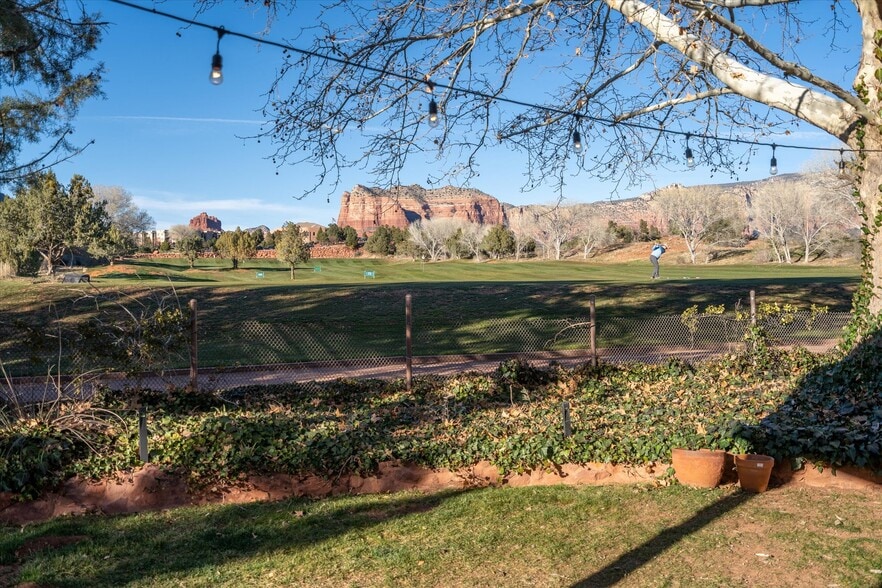 More Photos Of 10 Rojo Dr, Sedona Hotel For Sale