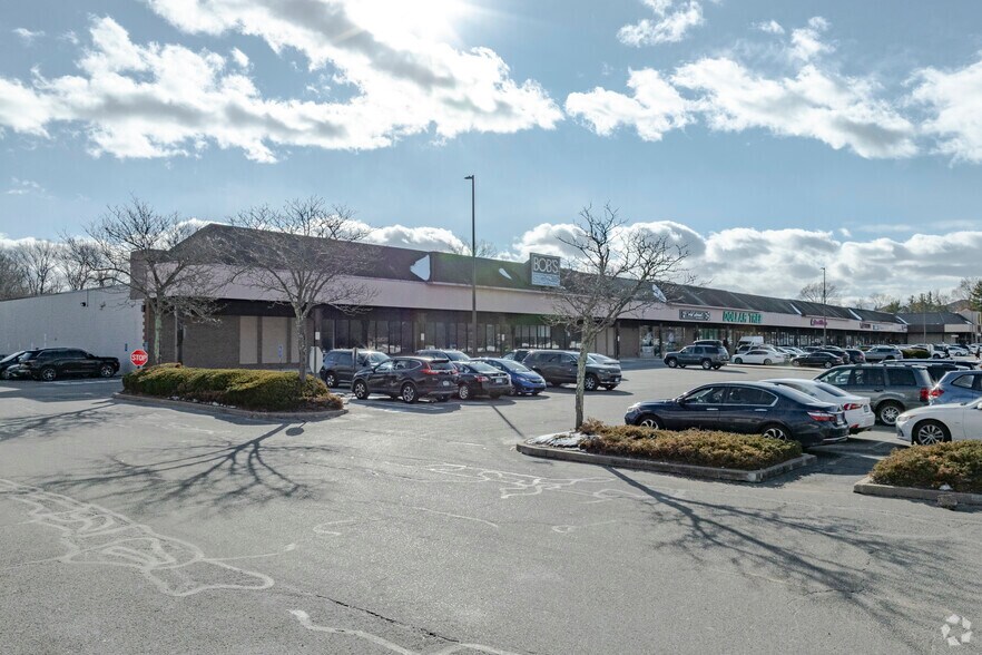 More Photos Of 155-195 Cherry St, Milford, Ct, Milford Storefront For Lease