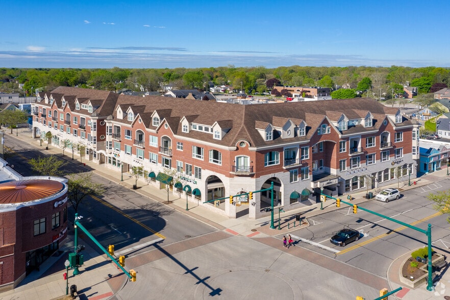 More Photos Of 801 W Ann Arbor Trl, Plymouth Office For Lease