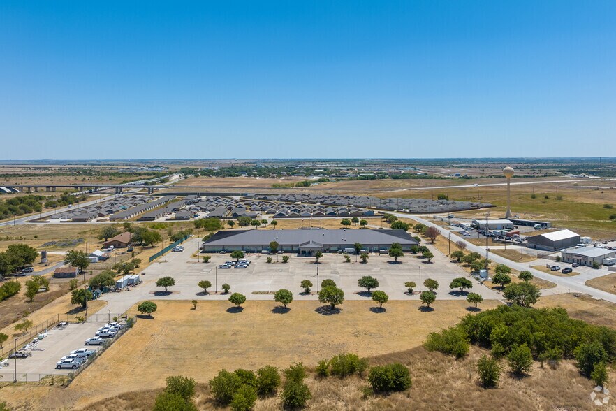 More Photos Of 9500 Glascock Drive, Cresson Office For Sale