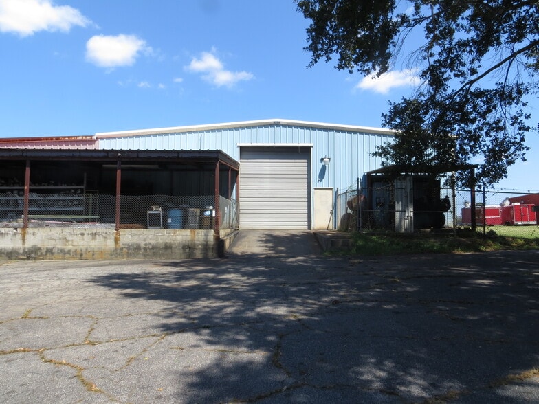 More Photos Of 1489 Cedar Lane Rd, Greenville Warehouse For Sale