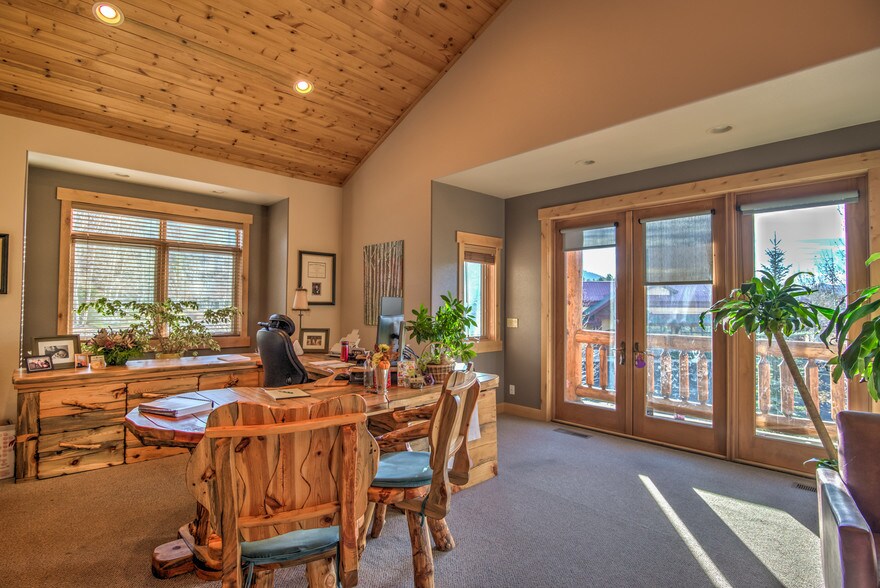 More Photos Of 70 Morning Sun Dr, Woodland Park Loft Creative Space For Sale