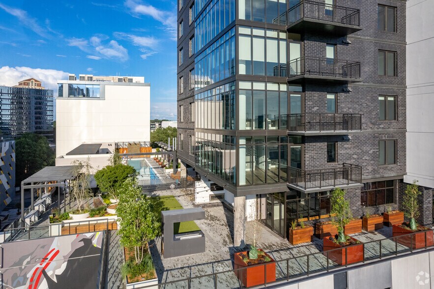 More Photos Of 1331 Spring St NW, Atlanta Unknown For Lease