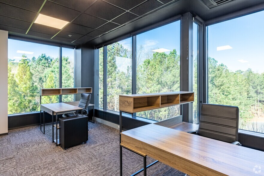 More Photos Of 3480 Preston Ridge Rd, Alpharetta Coworking Space