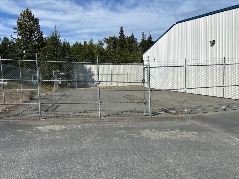 More Photos Of 11 Prospect Pl, Port Angeles Distribution For Lease