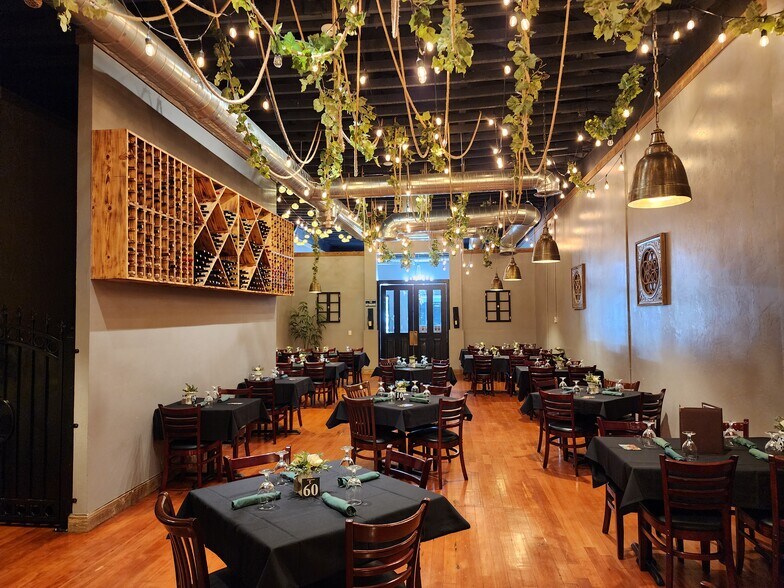 More Photos Of 142-144 N K St, Tulare Restaurant For Sale