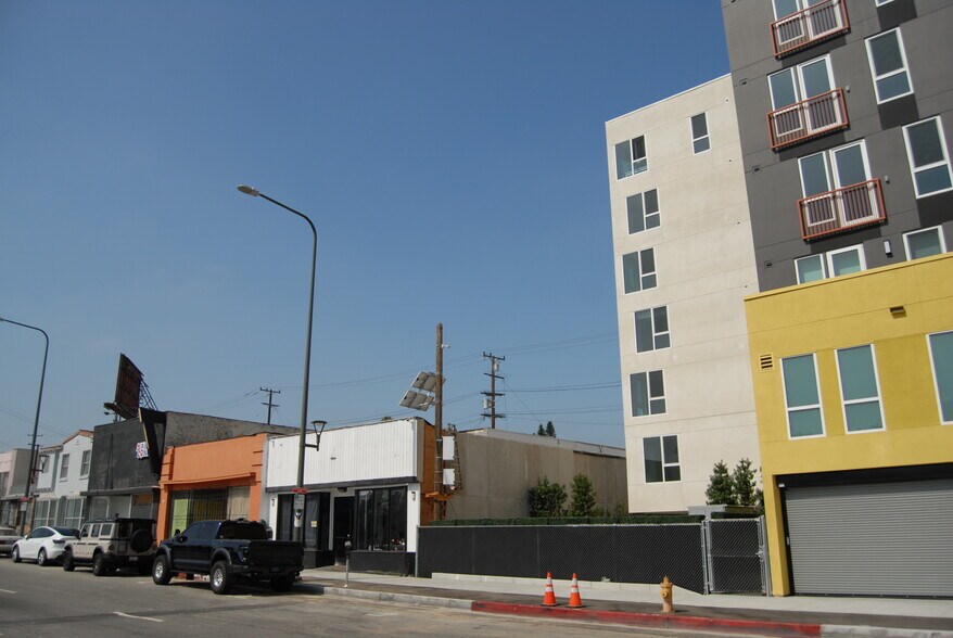 More Photos Of 4703 Crenshaw Blvd, Los Angeles Storefront For Sale