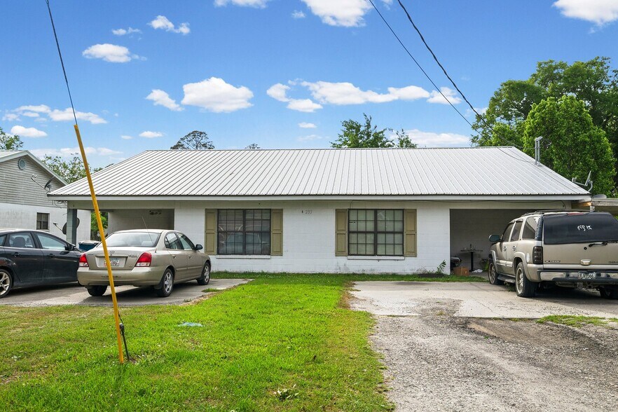 More Photos Of 209 Cannon St, Nahunta Multifamily For Sale