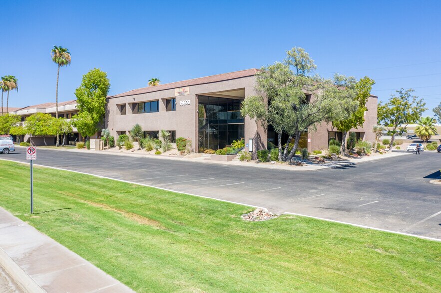 More Photos Of 15600-15650 N Black Canyon Hwy, Phoenix Office For Lease