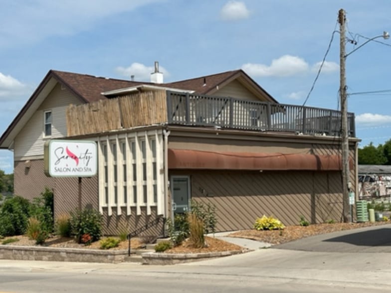 Primary Photo Of , Cedar Rapids Unknown For Sale