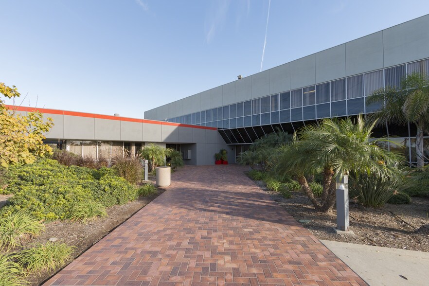 Primary Photo Of 690 Otay Lakes Rd, Chula Vista Medical For Lease