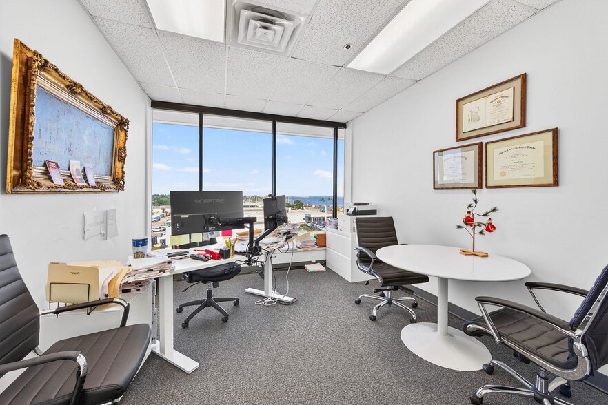 More Photos Of 930 S Harbor City Blvd SW, Melbourne Office For Sale