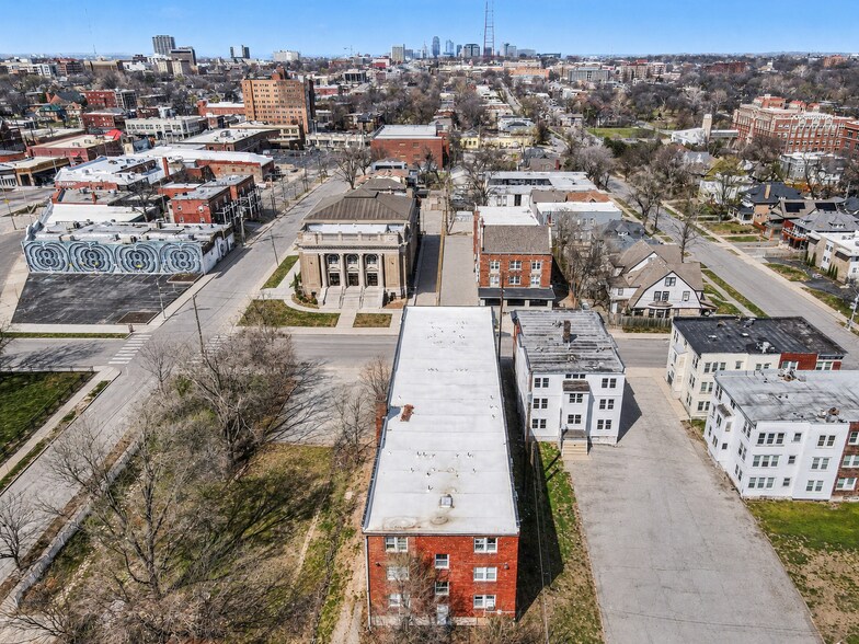 More Photos Of 109 E 40th St, Kansas City Apartments For Sale