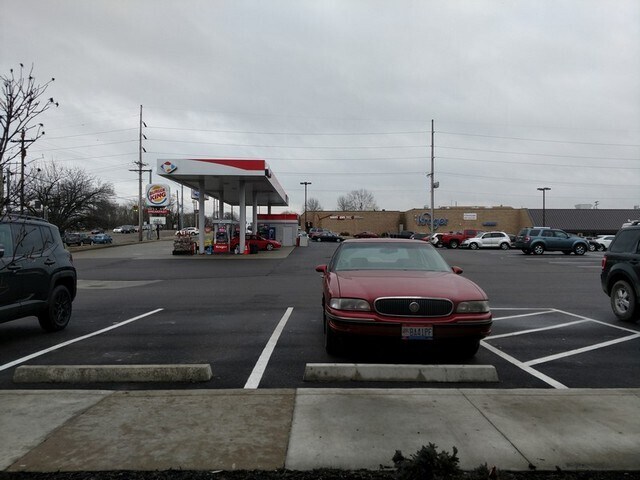 More Photos Of 858-864 Main St, Wintersville General Retail For Sale