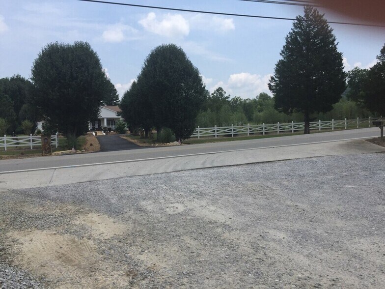 More Photos Of 1963 & 1969, Hixson Land For Sale