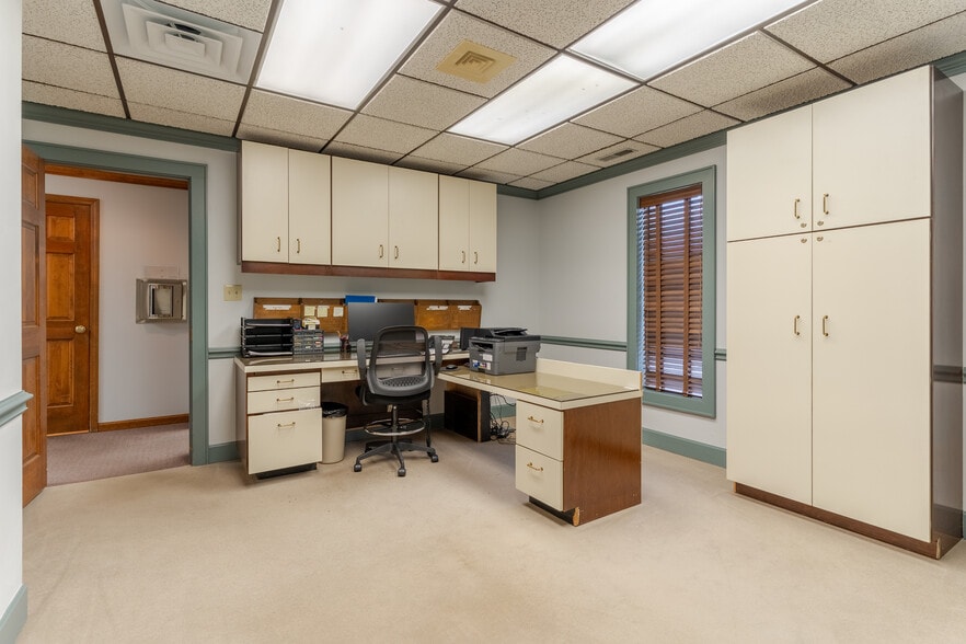 More Photos Of 2816 Veach Rd, Owensboro Medical For Sale