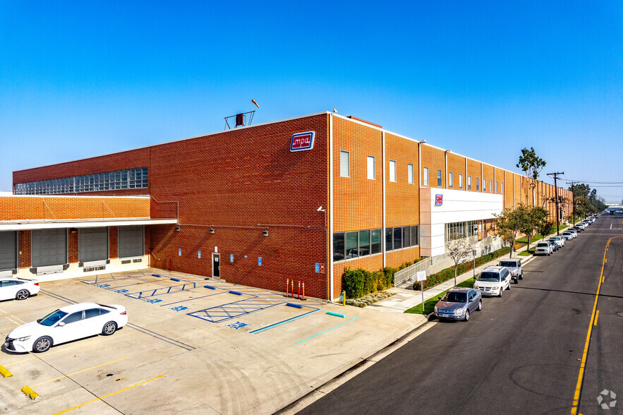 Primary Photo Of 2925-2931 California St, Torrance Manufacturing For Lease