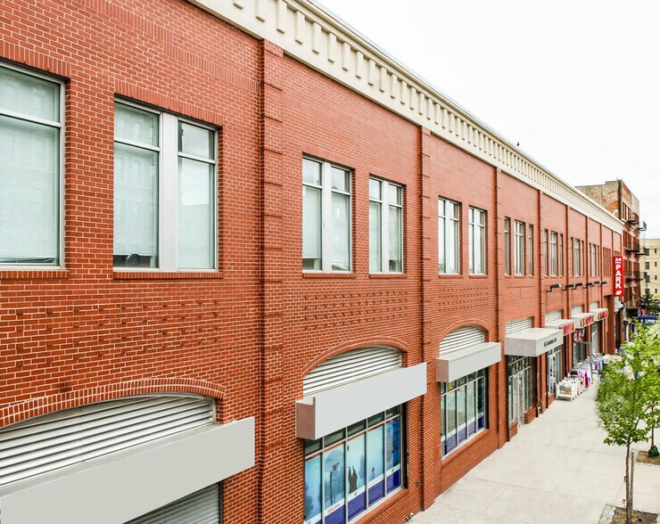 More Photos Of 840 Westchester Ave, Bronx Storefront For Sale