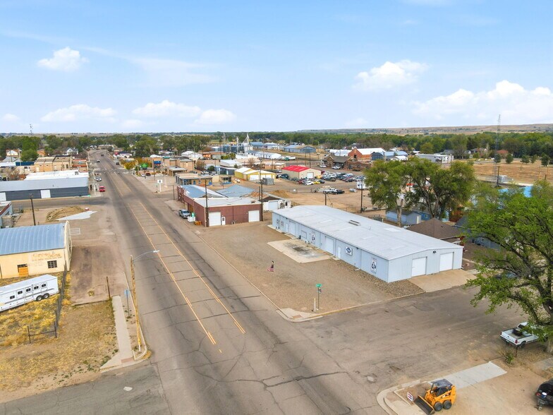 More Photos Of 114 5th St, Fowler Industrial For Lease