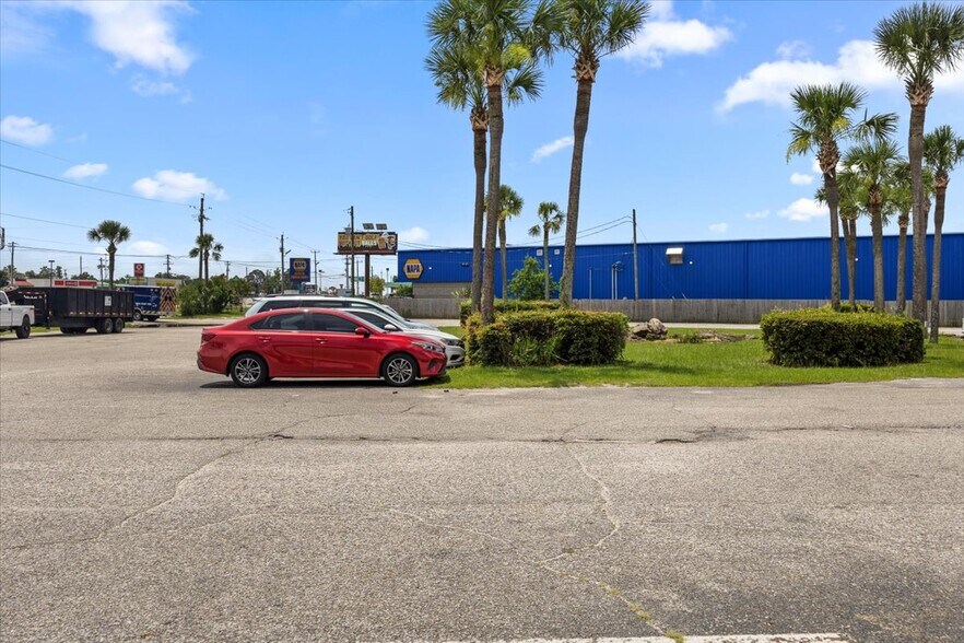 More Photos Of 6911 Pensacola Blvd, Pensacola Land For Sale