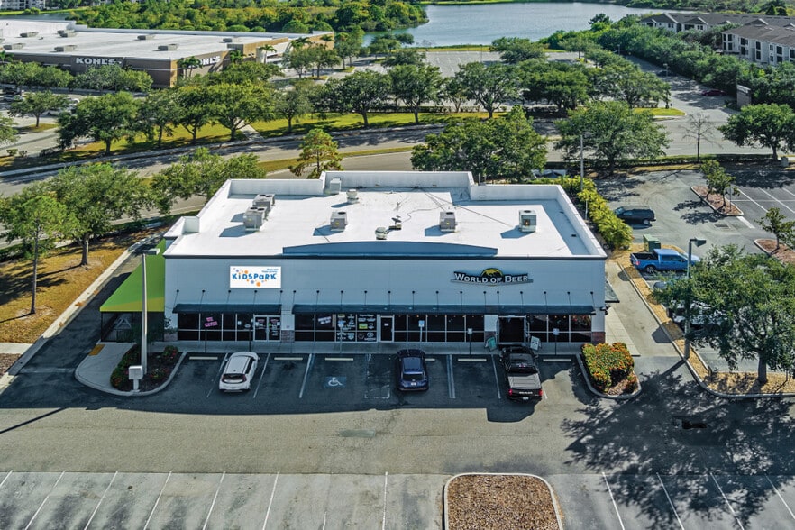 More Photos Of 2874 Providence Lakes Blvd, Brandon Restaurant For Sale