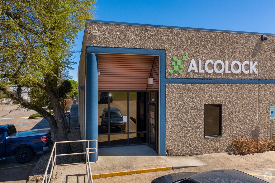 More Photos Of 9701 Dessau Rd, Austin Unknown For Lease