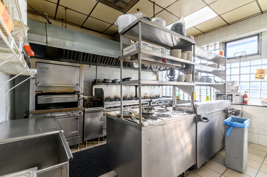 More Photos Of 751 Route 109, West Babylon General Retail For Sale