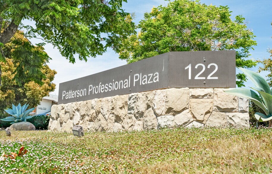 More Photos Of 122 S Patterson Ave, Santa Barbara Office For Sale