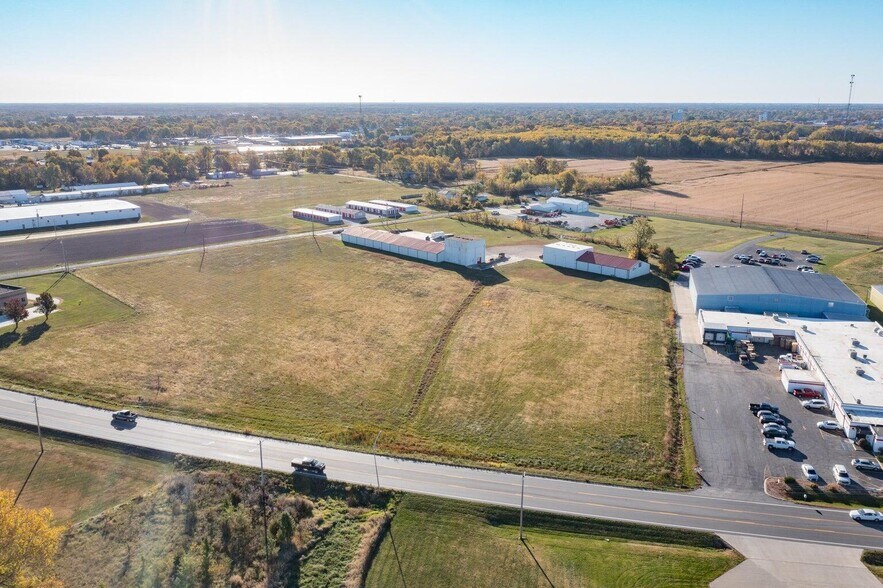 More Photos Of Highway 24 & Robertson Road, Moberly Land For Sale