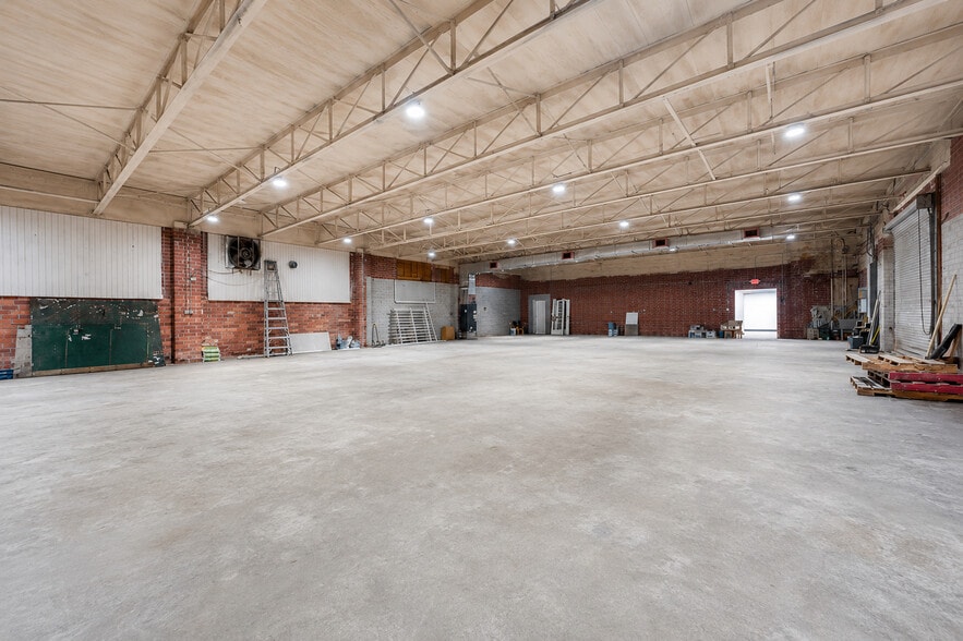 More Photos Of 69 Copeland St, Jacksonville Flex For Lease