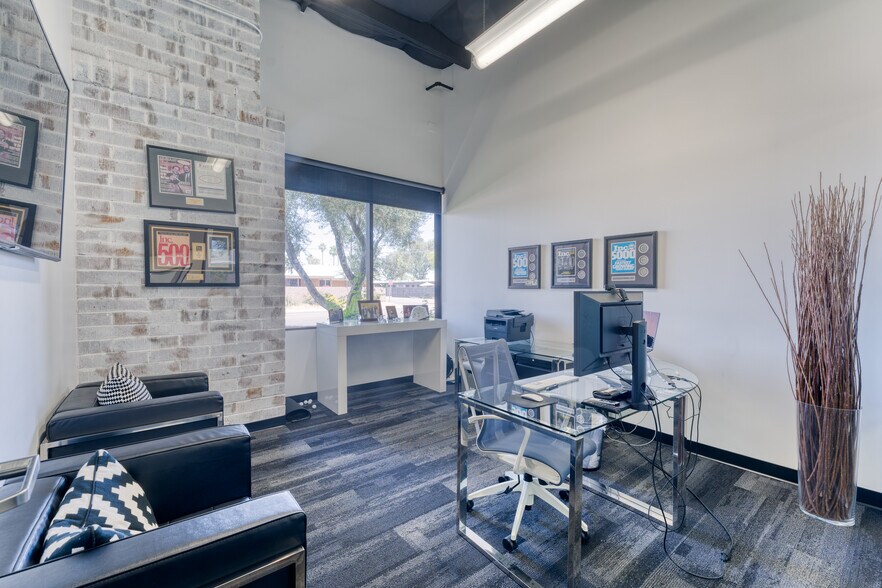 More Photos Of 1830 W University Dr, Tempe Light Distribution For Lease