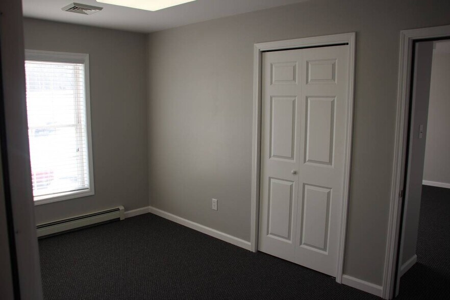 More Photos Of 2679 Route 17M, Goshen Medical For Lease