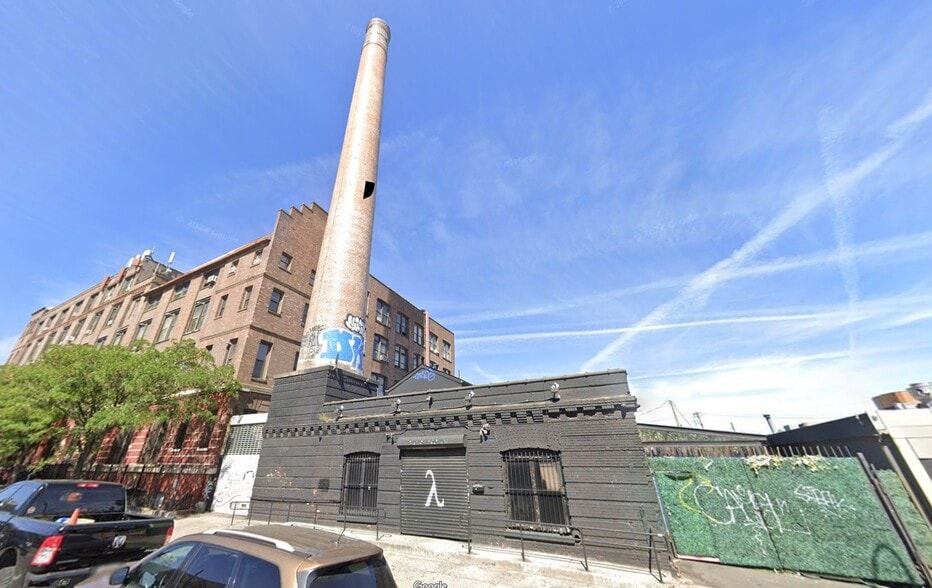Primary Photo Of 1031 Grand St, Brooklyn Warehouse For Lease