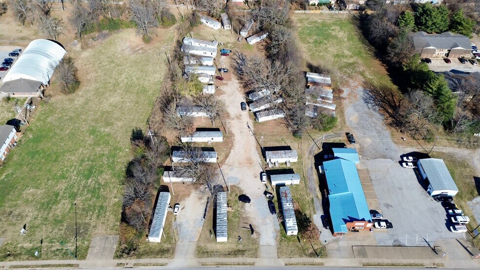 More Photos Of 2117 Highway 412 W, Siloam Springs Manufactured Housing Mobile Home Park For Sale