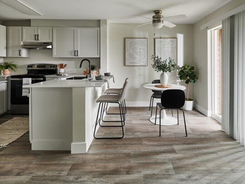 More Photos Of 2231 NE Bridgecreek Ave, Vancouver Apartments For Sale